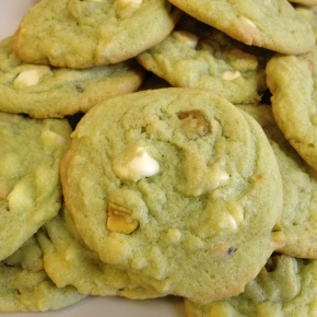 2014 HOLIDAY BAKING | Pistachio Pudding Cookies